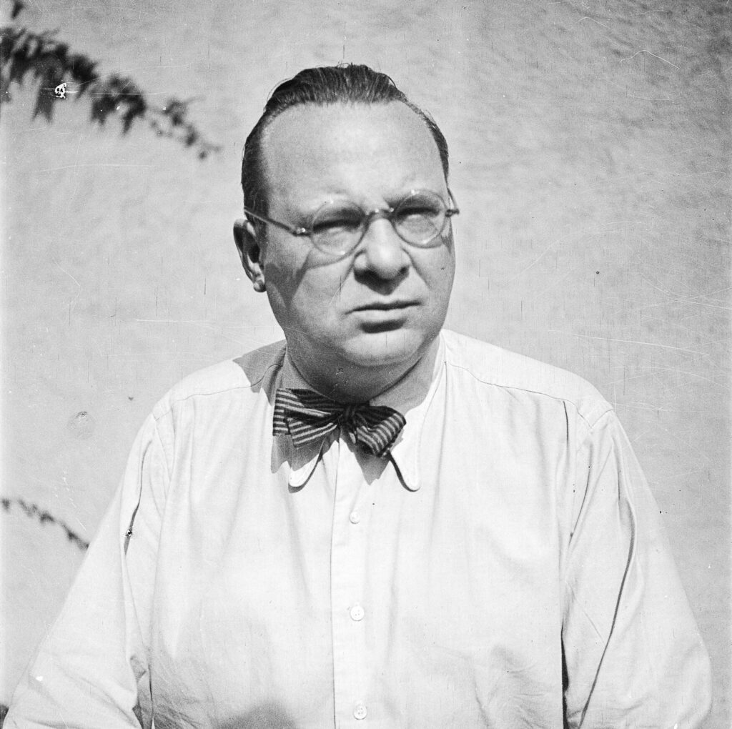 Foto: schwarz-weiß: Porträt Willi Baumeister