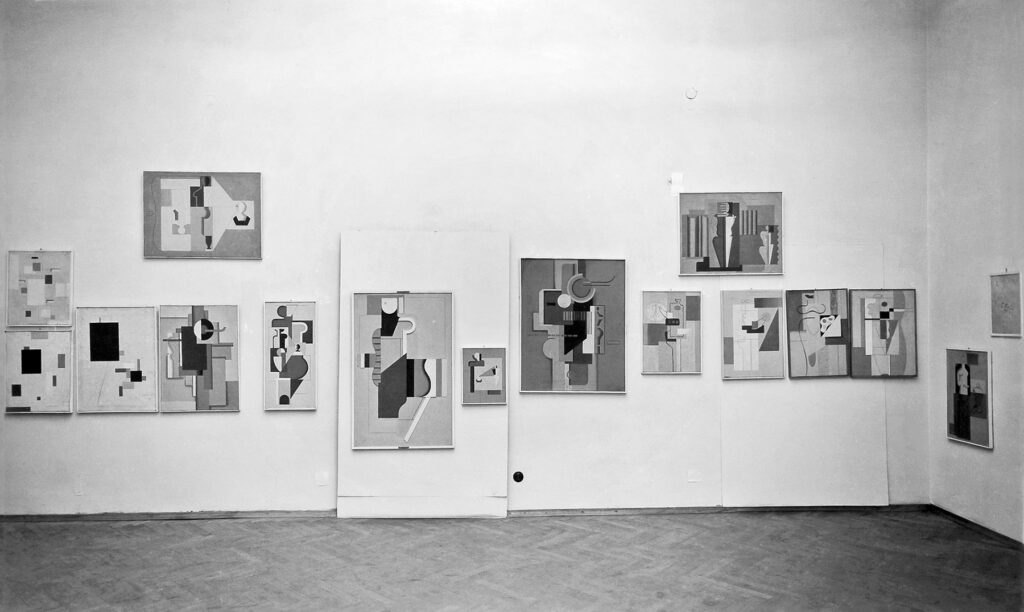Ausstellungsansicht Wand mit Bildern im Württembergischen Kunstverein, Stuttgart, 1954.