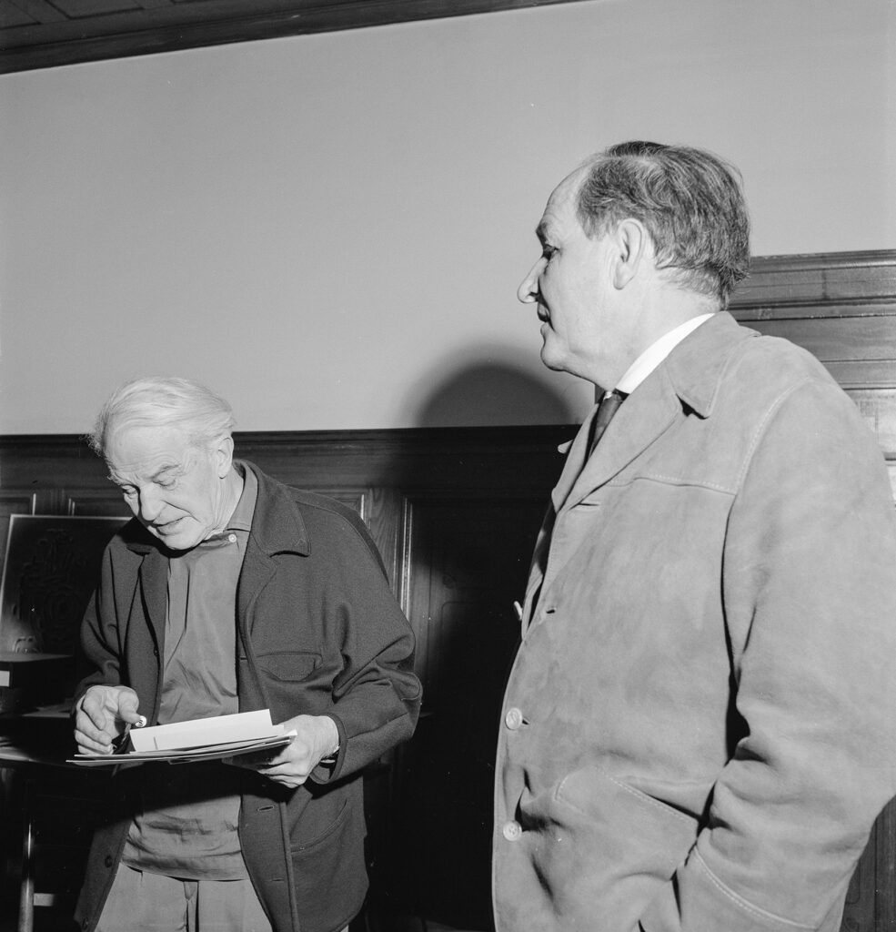 Foto: schwarz-weiß: Will Grohmann und Karl Gutbrod in Stuttgart