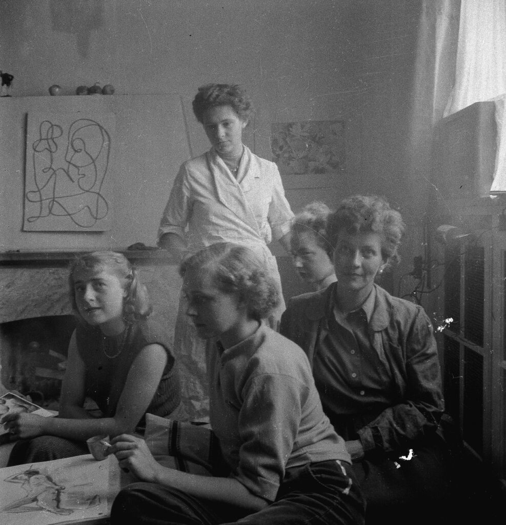 Die Klasse von Willi Baumeister in der Kunstschule in Frankfurt am Main